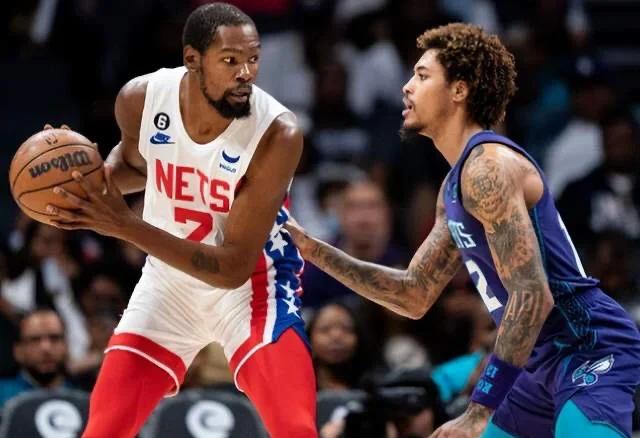 篮网双星联手,击败黄蜂队豪取连胜 篮网双星联手,击败黄蜂队豪取连胜