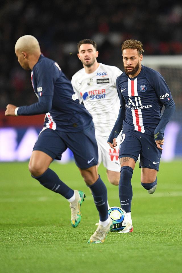 亚眠主场胜利，重整法国联赛战绩的简单介绍