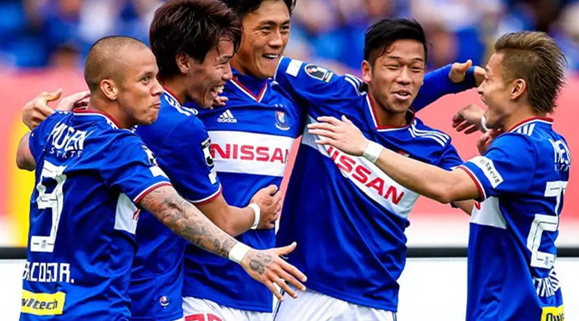 关于广岛三箭队呈现出色表现，对联赛势头正猛的信息