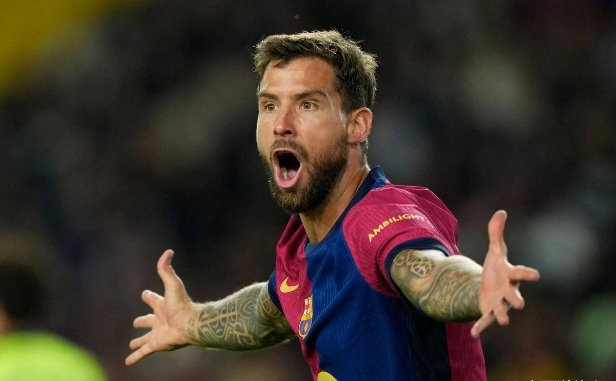 B体育官网app-西甲豪取三分！巴萨再度绝地逆转胜利挡不住的简单介绍