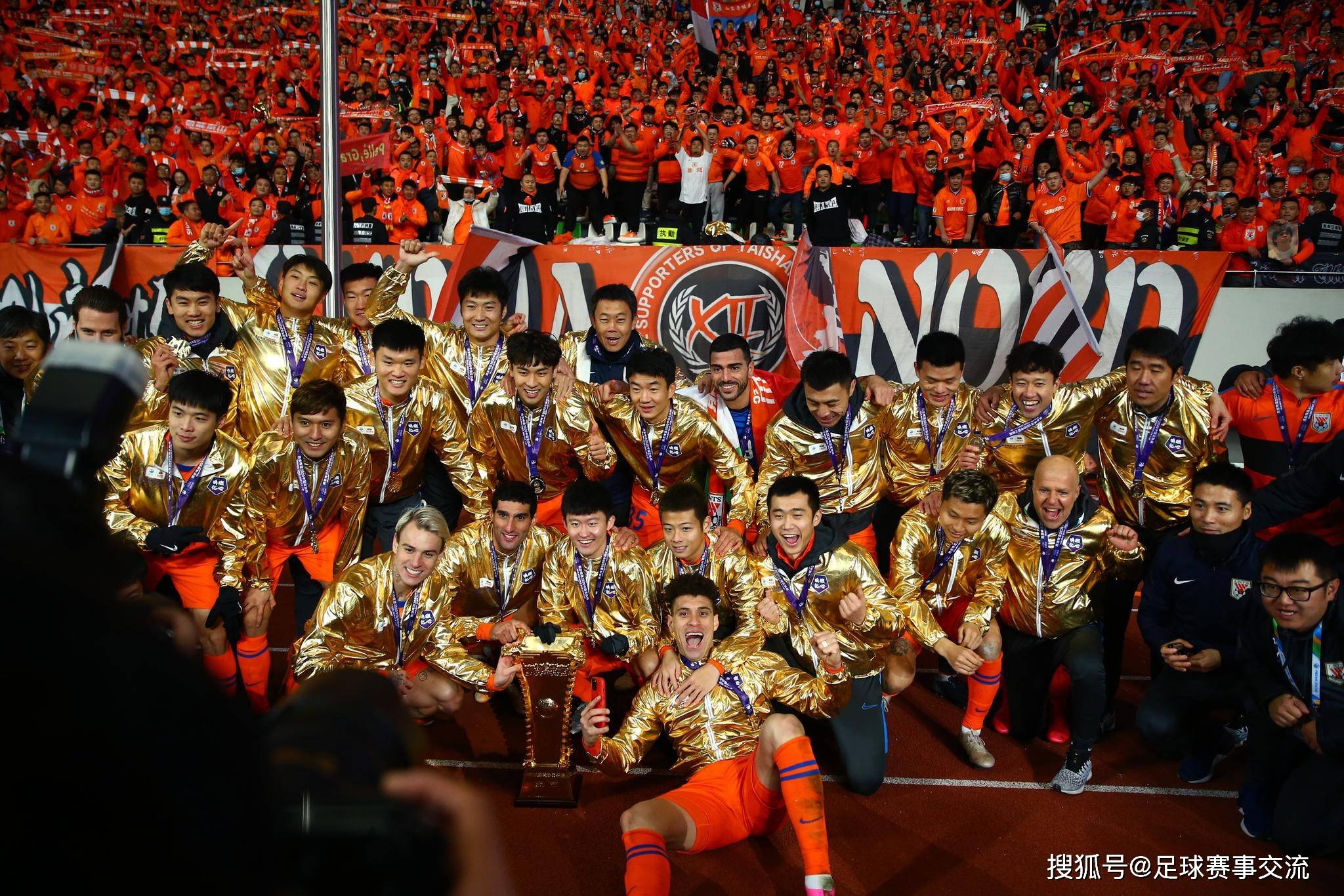 B体育活动-同台较量！东亚足球顶级比赛掀起观赏狂潮的简单介绍