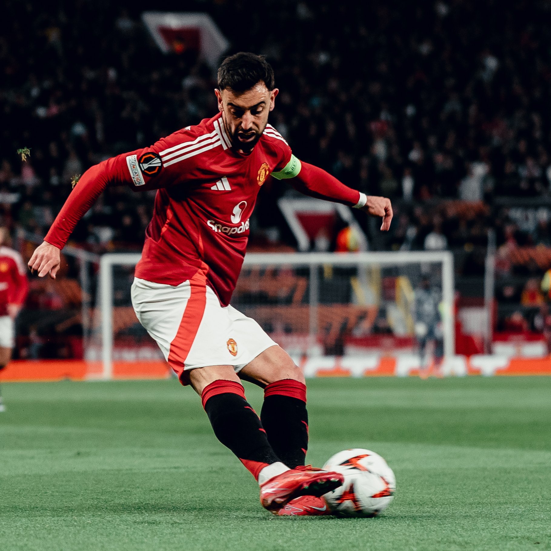 B体育登录入口-关于曼联主场憾负，总比分不敌那不勒斯的信息