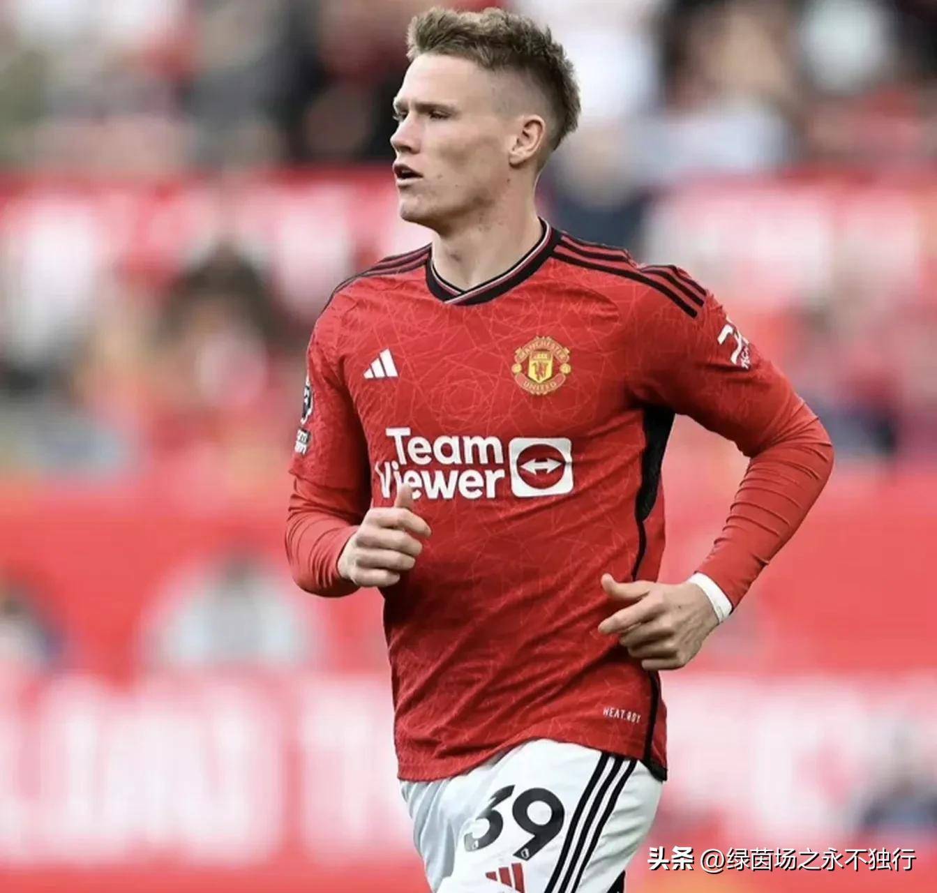 关于曼联主场憾负，总比分不敌那不勒斯的信息