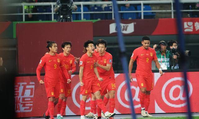 B体育入口-包含南特将与卡昂争夺胜利，形势未定备战中的词条