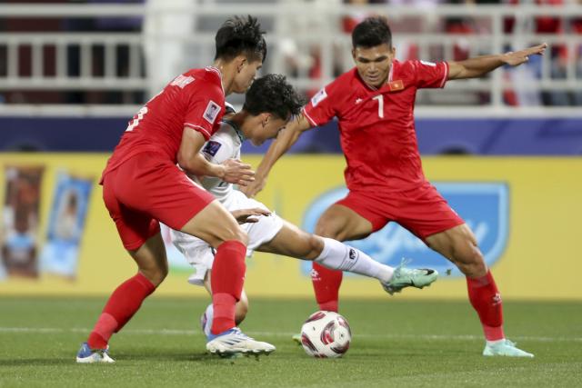 B体育注册-伊拉克队球员出色发挥，为球队赢球