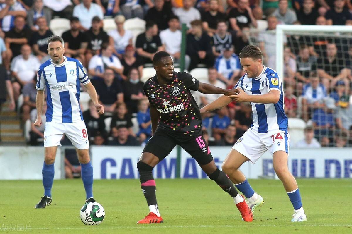 沙尔克新援表现不俗，球迷对其寄予厚望的简单介绍