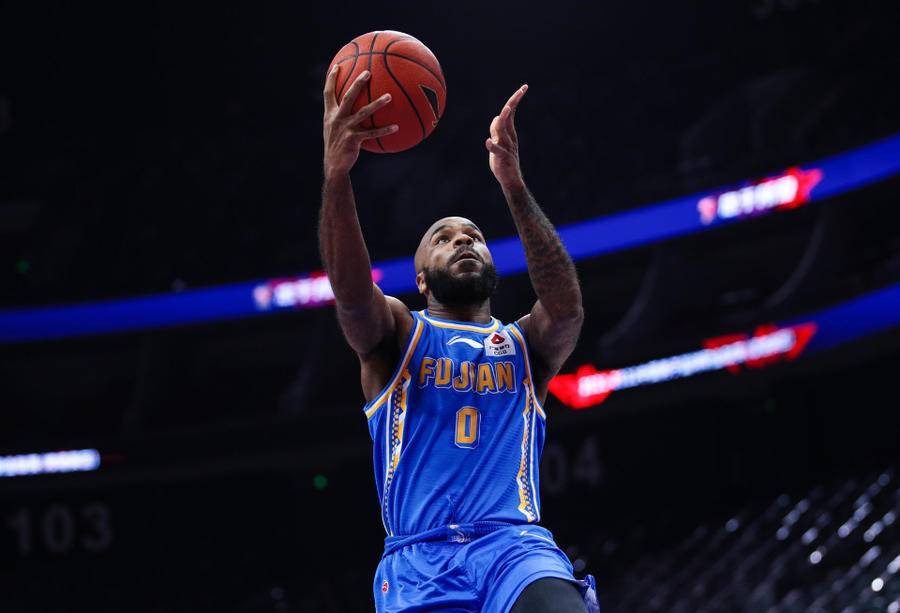 荆州男篮连胜势头强劲,士气高昂的简单介绍 荆州男篮连胜势头强劲,士气高昂的简单介绍