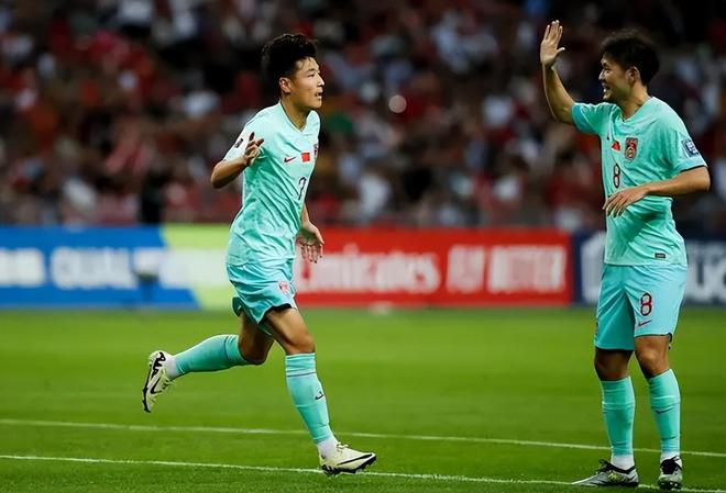 武磊在比赛中为球队攻入关键进球