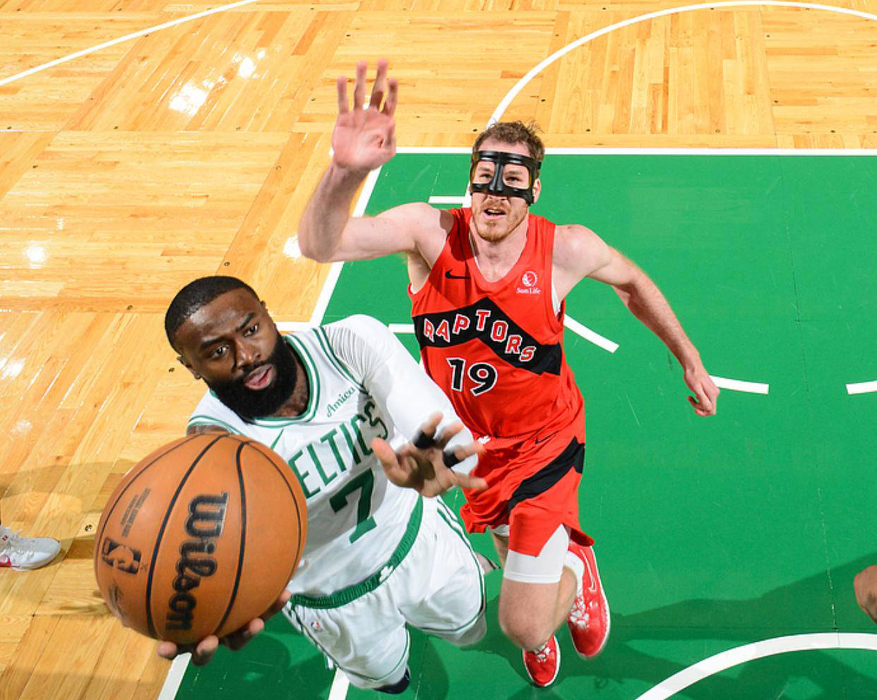 B体育vip注册-关于凯尔特人逆袭猛龙队，半决赛前途未卜的信息